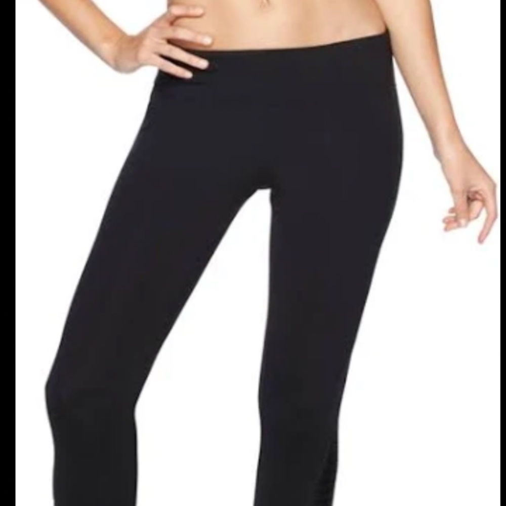 Lorna Jane Black Capri Leggings – Women’s Size Large – (Never Worn)